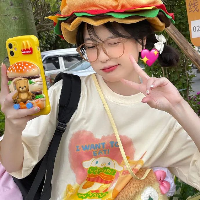 女玩家喜迎春